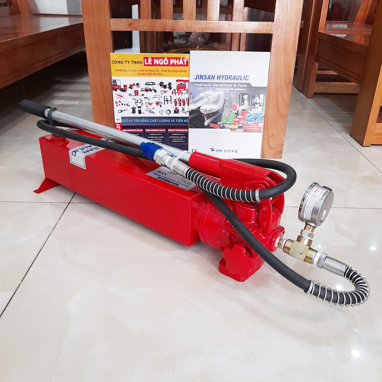 JHP-3A, Bơm tay thủy lực 700 bar, 3 lít