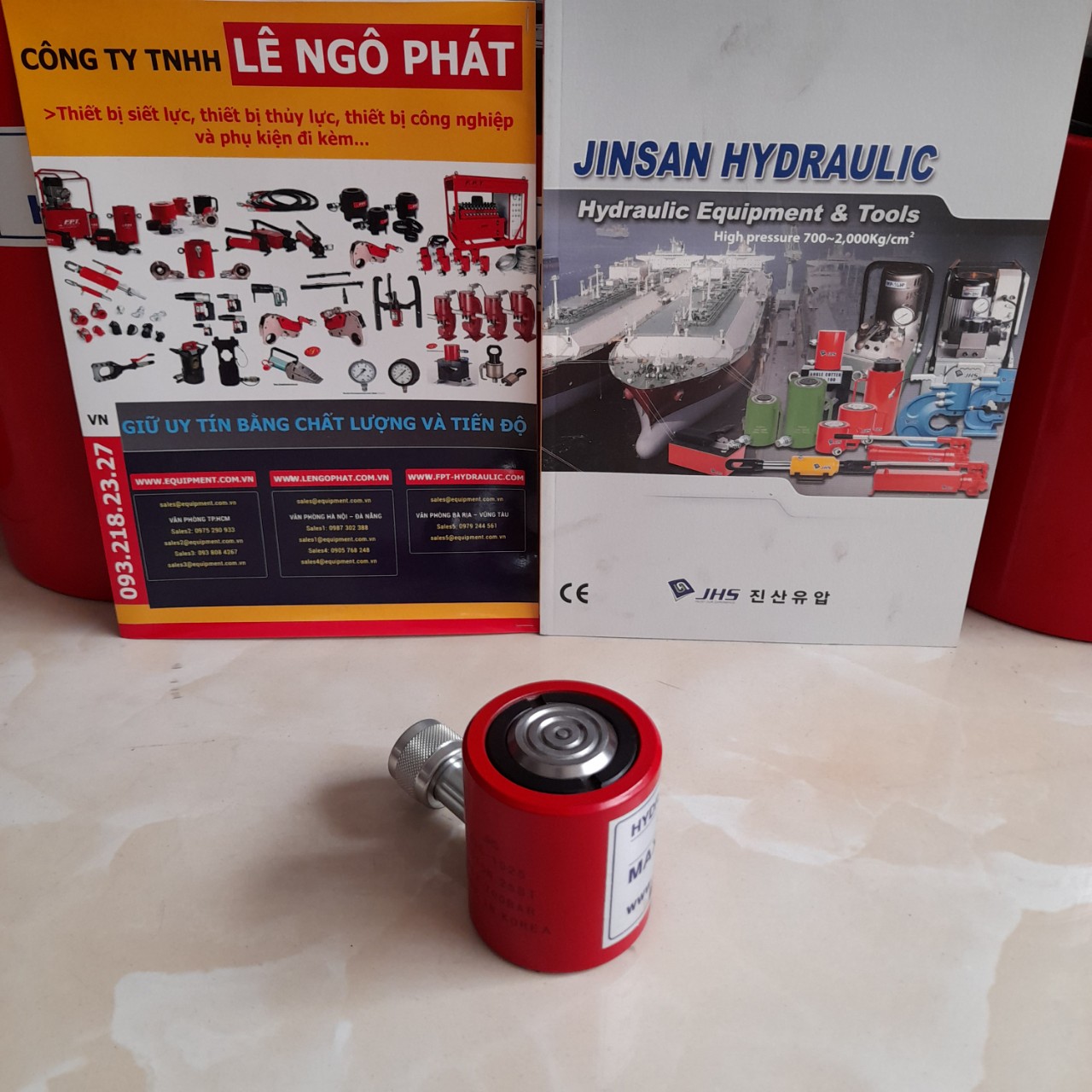 JSC-1025, Kích thủy lực lùn JHS 10 tấn hành trình 25 mm