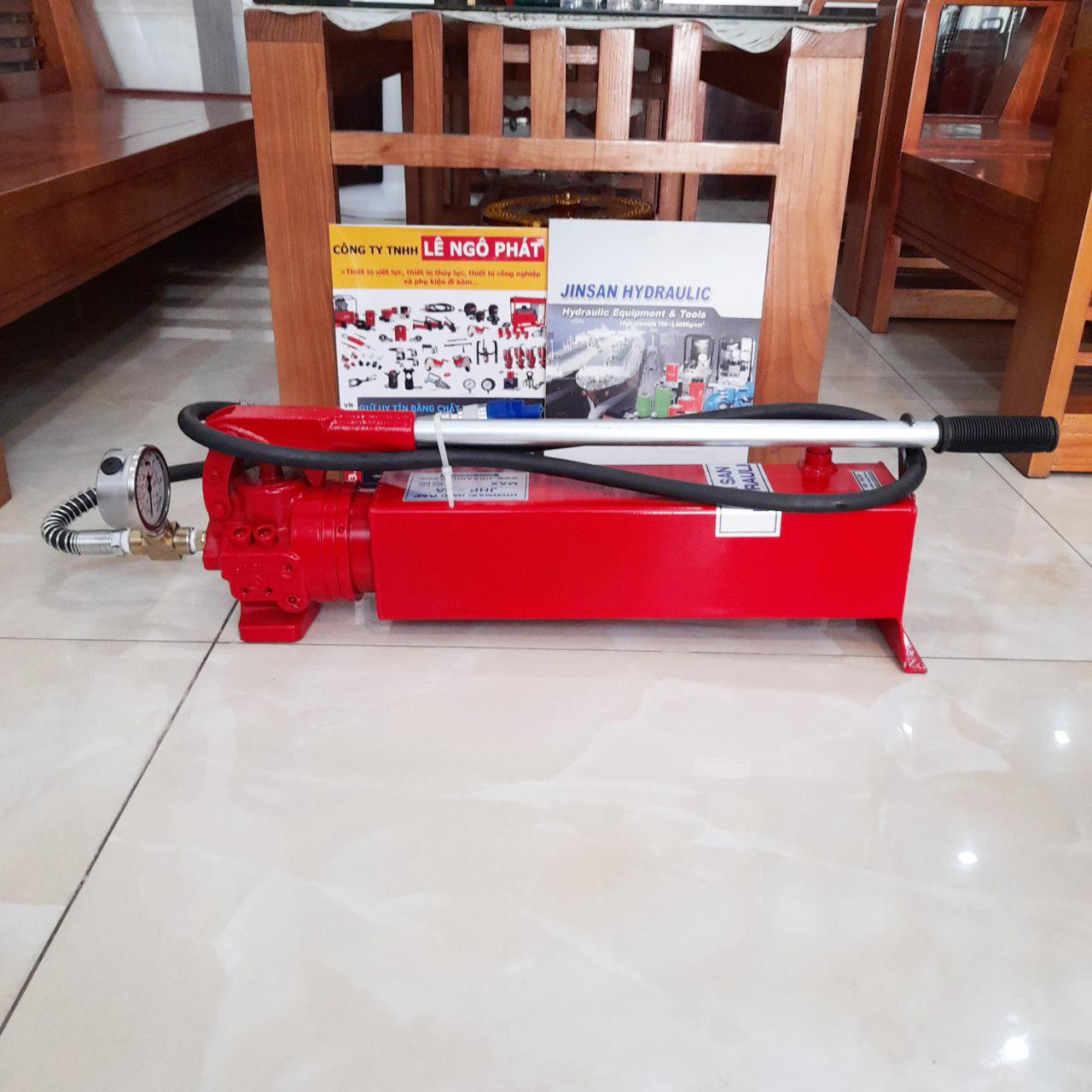 JHP-3A, Bơm tay thủy lực 700 bar, 3 lít