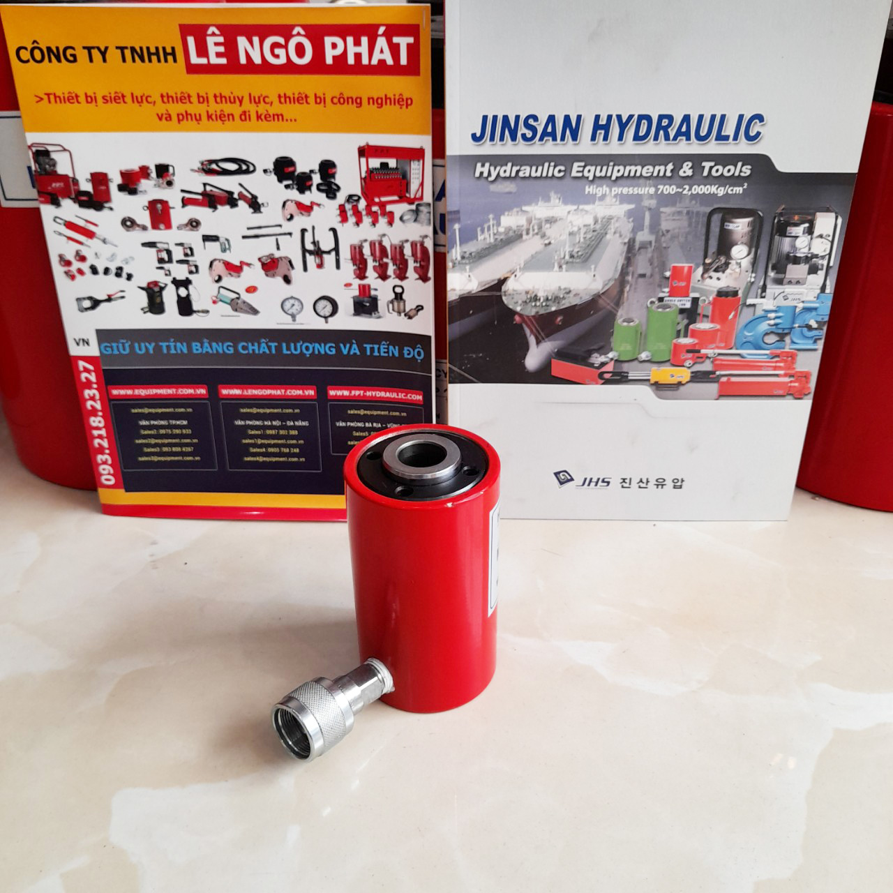 JSCH-1042, Kích thủy lực rỗng tâm JHS 10 tấn hành trình 42 mm