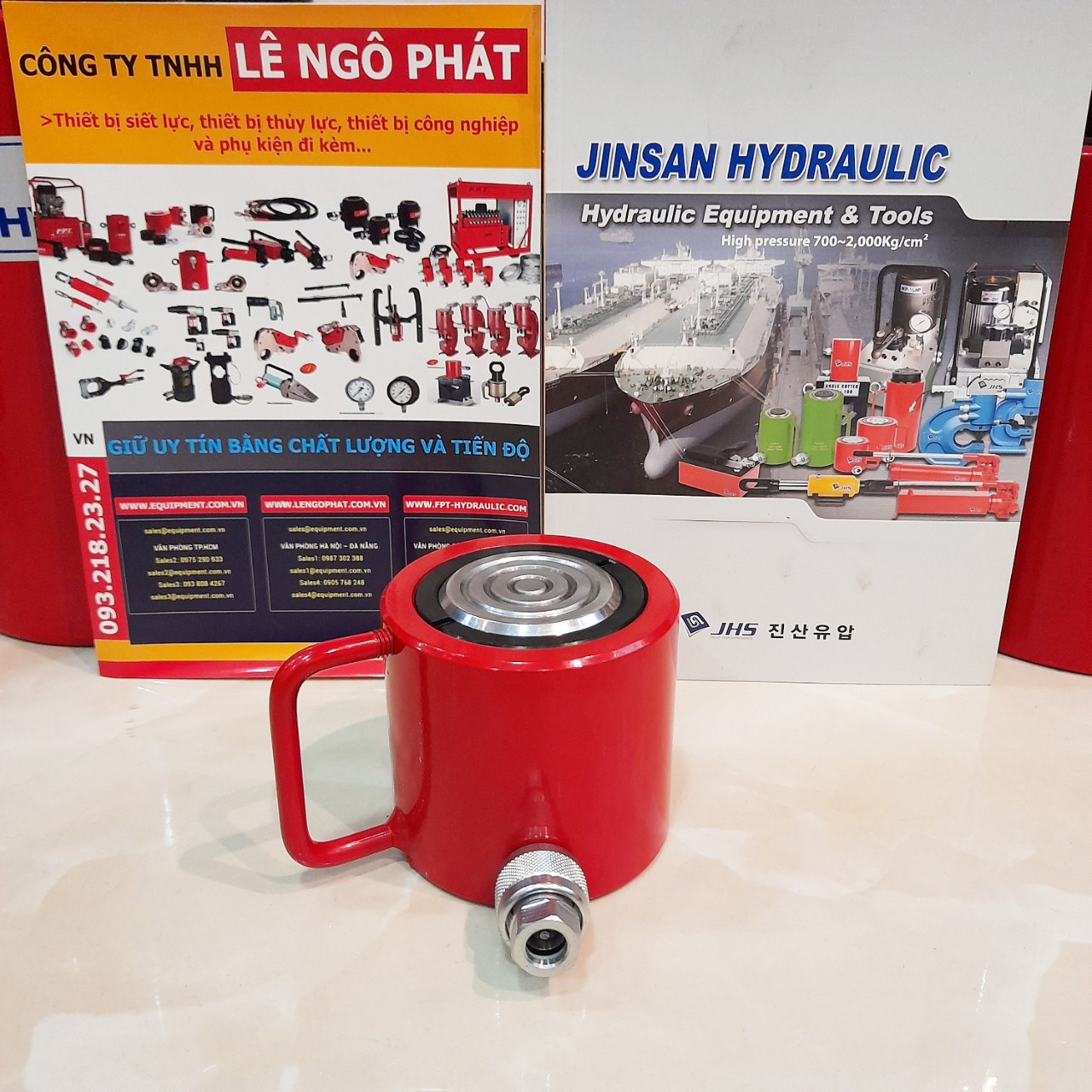 JSC-3044, Kích thủy lực lùn JHS 30 tấn hành trình 44 mm