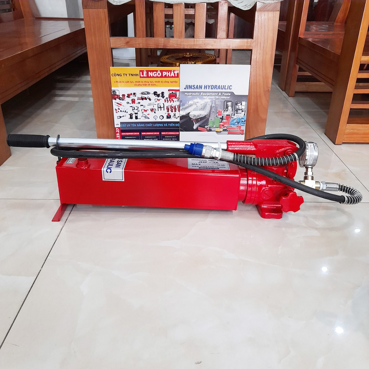 JHP-3A, Bơm tay thủy lực 700 bar, 3 lít